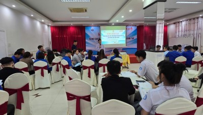 Quang cảnh Khóa đào tạo nâng cao kiến thức khởi nghiệp đổi mới sáng tạo cho thanh niên.