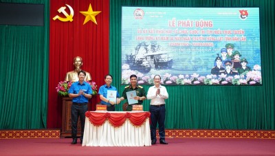 PHÁT ĐỘNG CUỘC THI TÌM HIỂU TRỰC TUYẾN 80 NĂM NGÀY TRUYỀN THỐNG LỰC LƯỢNG VŨ TRANG TỈNH ĐẮK LẮK (23/9/1945 - 23/9/2025)